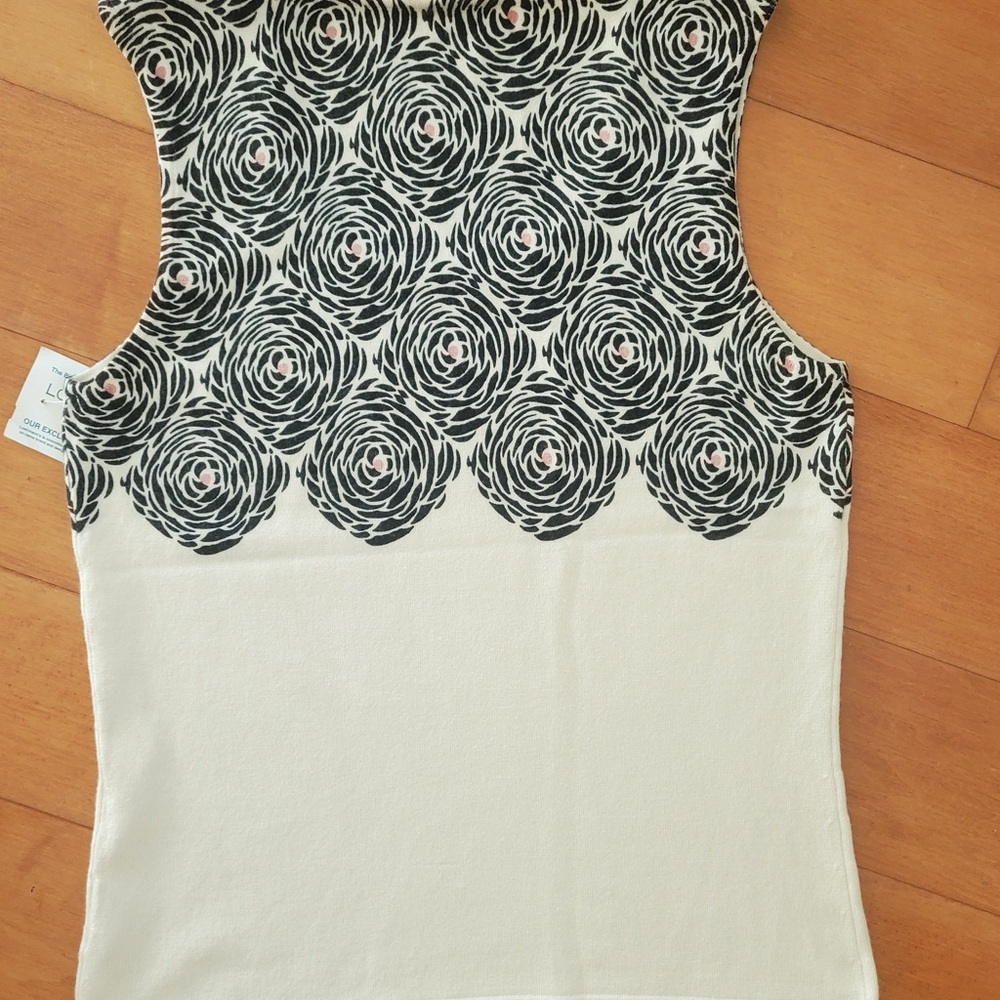 Silk/ Cashmere Black and Cream Floral Tank Top - Picture 2 of 5